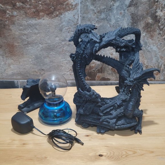 Dark Dragons of the Earth with Plasma Ball Statue - Picture 9 of 14